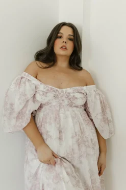 Fashion Worth Collective Harlow Midi Dress in Light Pink Floral - Bump Friendly & Inclusive Siz