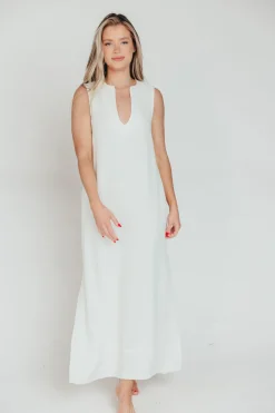 Fashion Worth Collective How Sweet It Is Sleeveless Linen-Blend Maxi in Ivory - Bump Friendly
