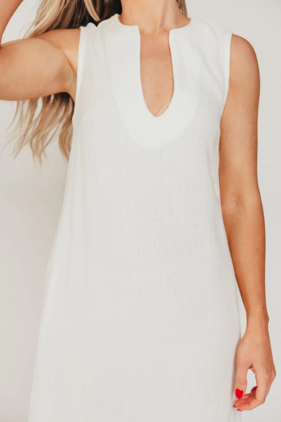 Fashion Worth Collective How Sweet It Is Sleeveless Linen-Blend Maxi in Ivory - Bump Friendly