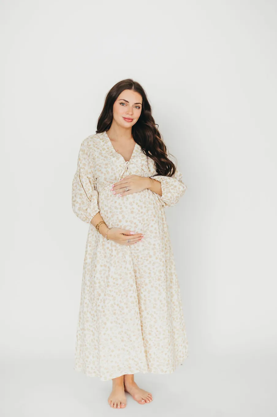 Sale Worth Collective Hunter 100% Cotton Gauze Midi Dress in Natural/Fawn Floral - Bump Frie