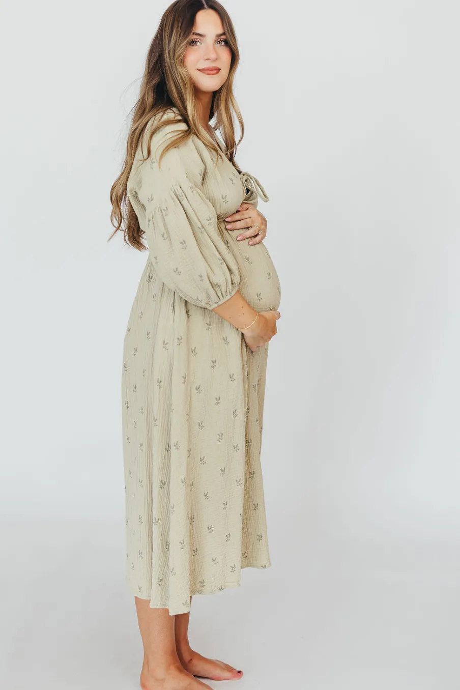 Fashion Worth Collective Hunter 100% Cotton Gauze Midi Dress in Thyme/Sage Foliage - Bump Frien
