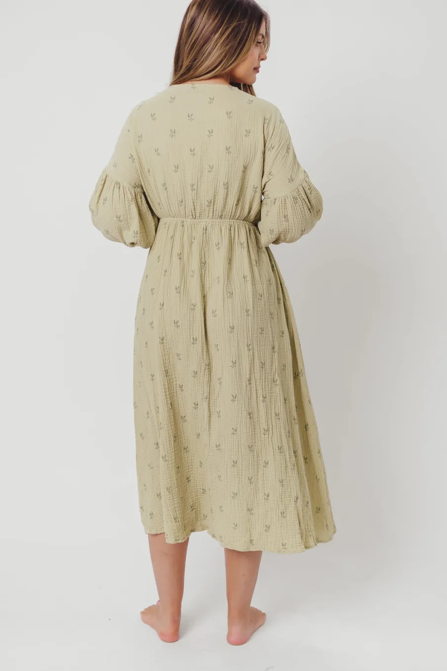 Fashion Worth Collective Hunter 100% Cotton Gauze Midi Dress in Thyme/Sage Foliage - Bump Frien