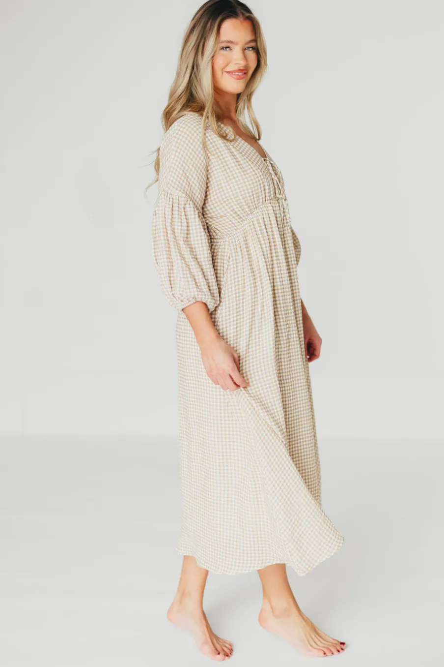 Hot Worth Collective Hunter Printed Gauze Midi Dress in Natural Plaid - Bump Friendly