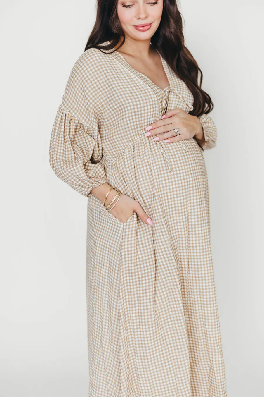 Hot Worth Collective Hunter Printed Gauze Midi Dress in Natural Plaid - Bump Friendly
