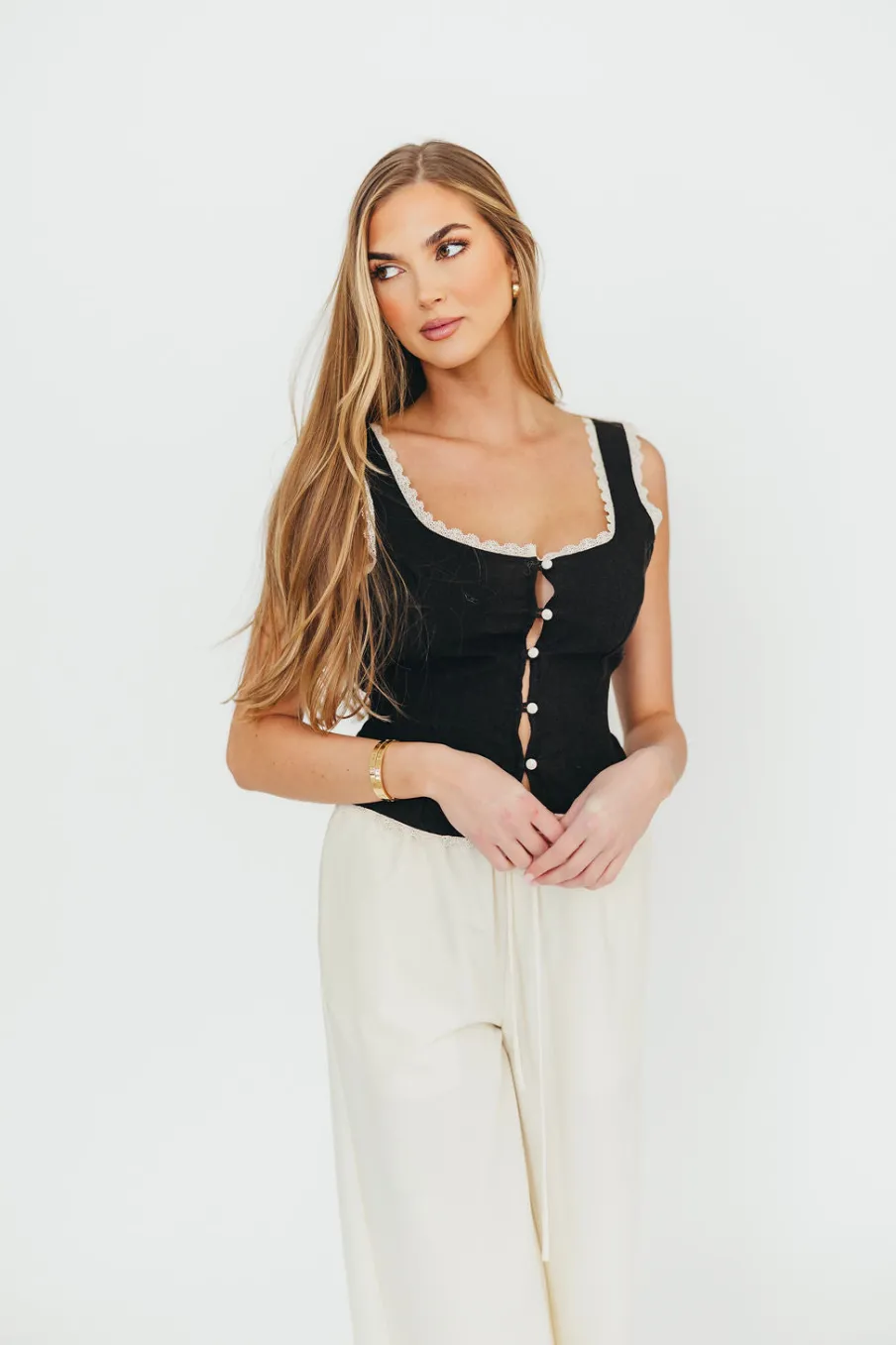 Clearance Worth Collective Isavella 100% Linen Woven Top in Black