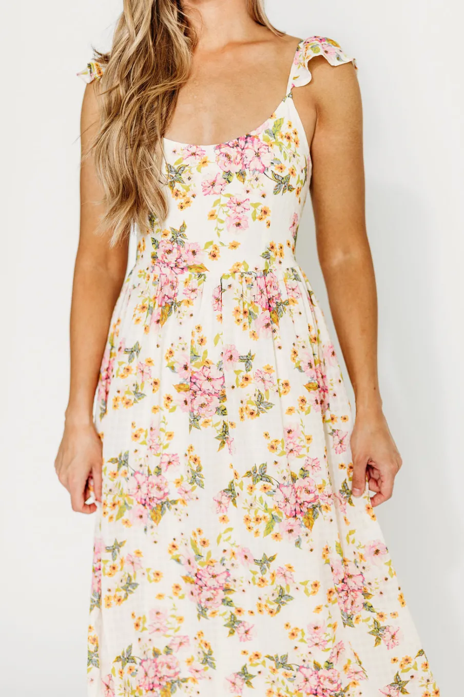Clearance Worth Collective Jada Floral Flutter Sleeve Open Back Midi Dress in Natural/Dusty Pink