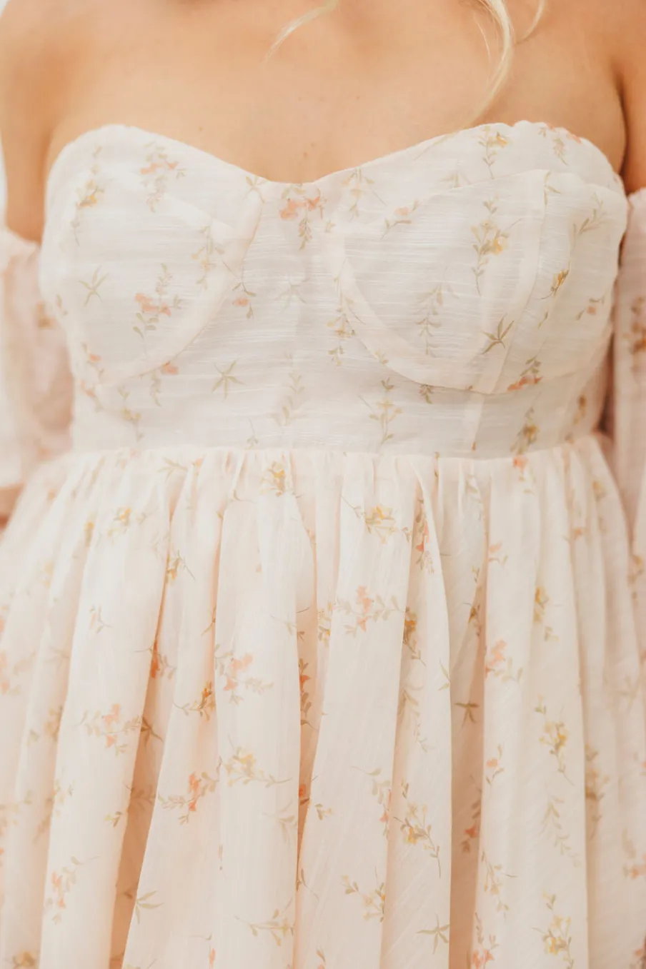 Sale Worth Collective Kennedy Floral Mini Dress in Cream- Bump Friendly