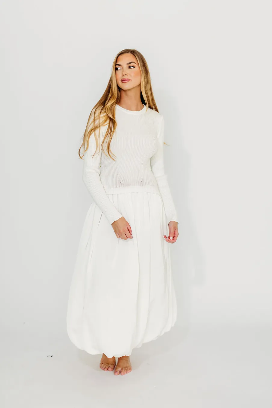 Online Worth Collective Kerriann Sweater Poplin Mix Maxi Dress in Off-White