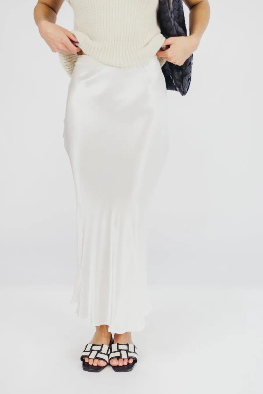 Sale Worth Collective Kimberley Satin Long Midi Skirt in Champagne