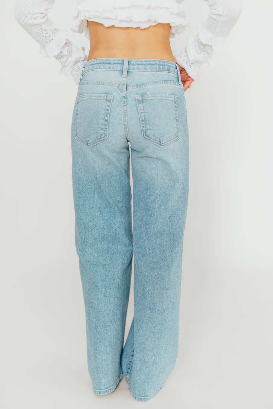 Fashion Worth Collective Laurel Wide Leg Jean in Light Denim