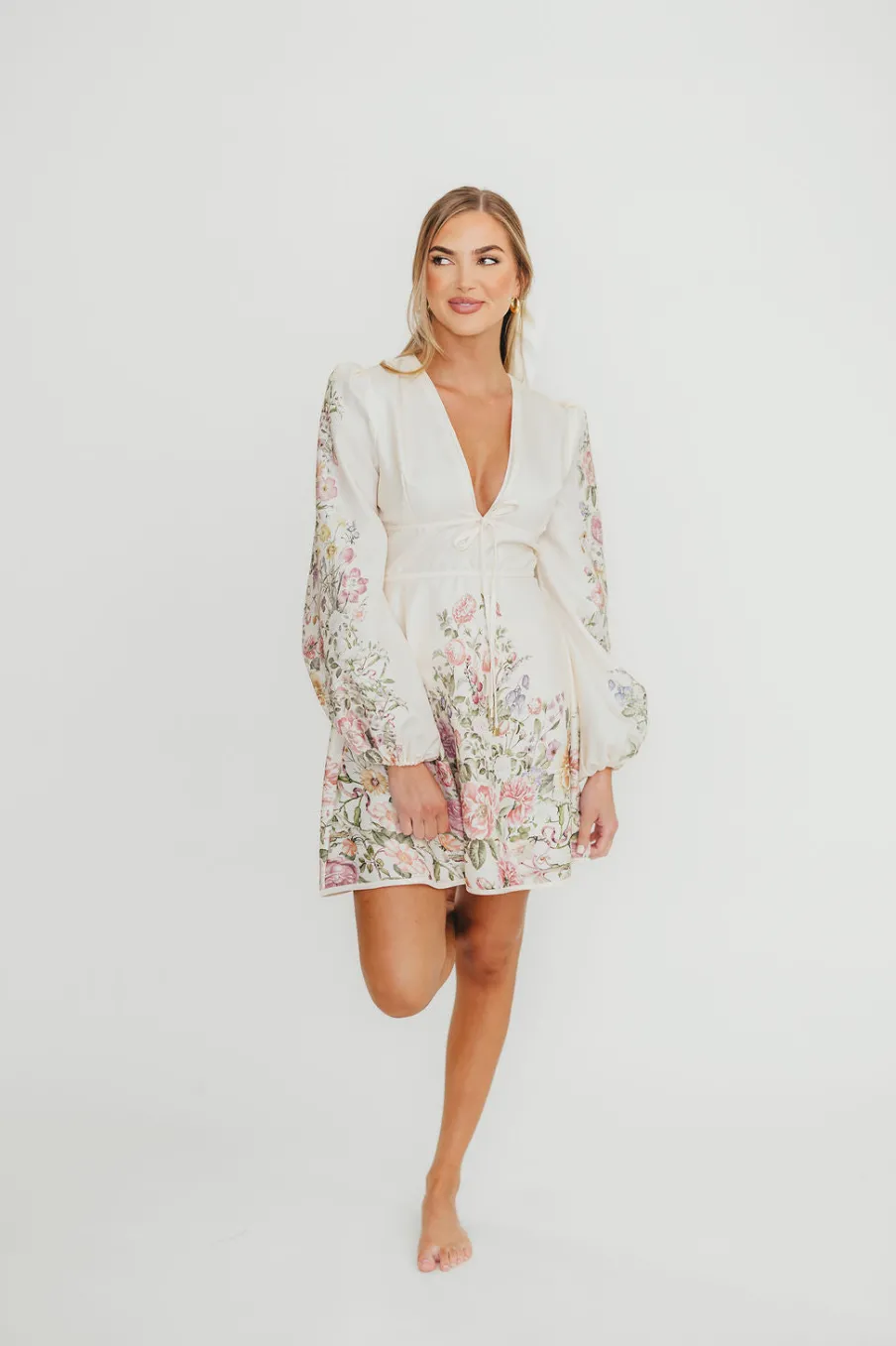 Outlet Worth Collective Luciana Long Sleeve Mini Dress in Cream Floral