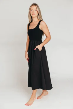 Fashion Worth Collective Lucinda Maxi Dress in Black