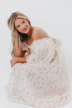Hot Worth Collective Melody Maxi Dress with Pleats and Bow Detail in Yellow Rose Floral - B