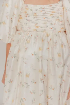 Hot Worth Collective Melody Maxi Dress with Pleats and Bow Detail in Yellow Rose Floral - B