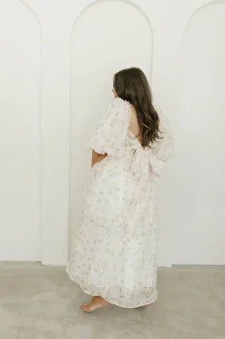 Hot Worth Collective Melody Maxi Dress with Pleats and Bow Detail in Yellow Rose Floral - B