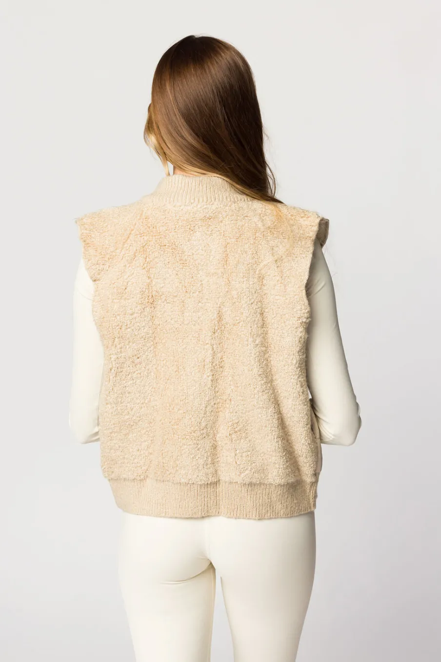 Discount Worth Collective Miley Puffer Vest in Light Taupe