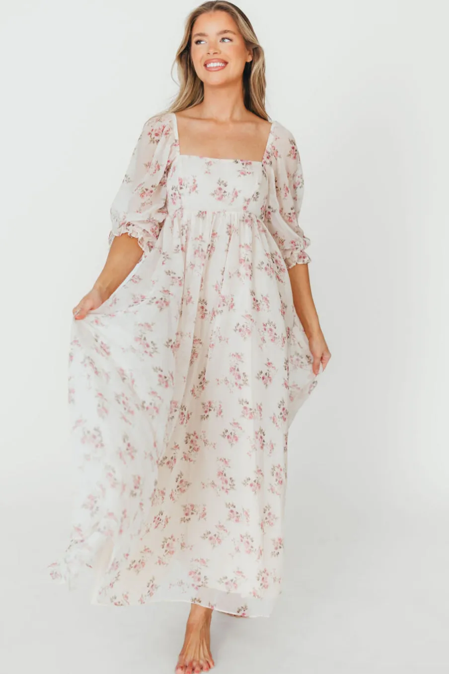 Sale Worth Collective Mona Maxi Dress in Pink Floral