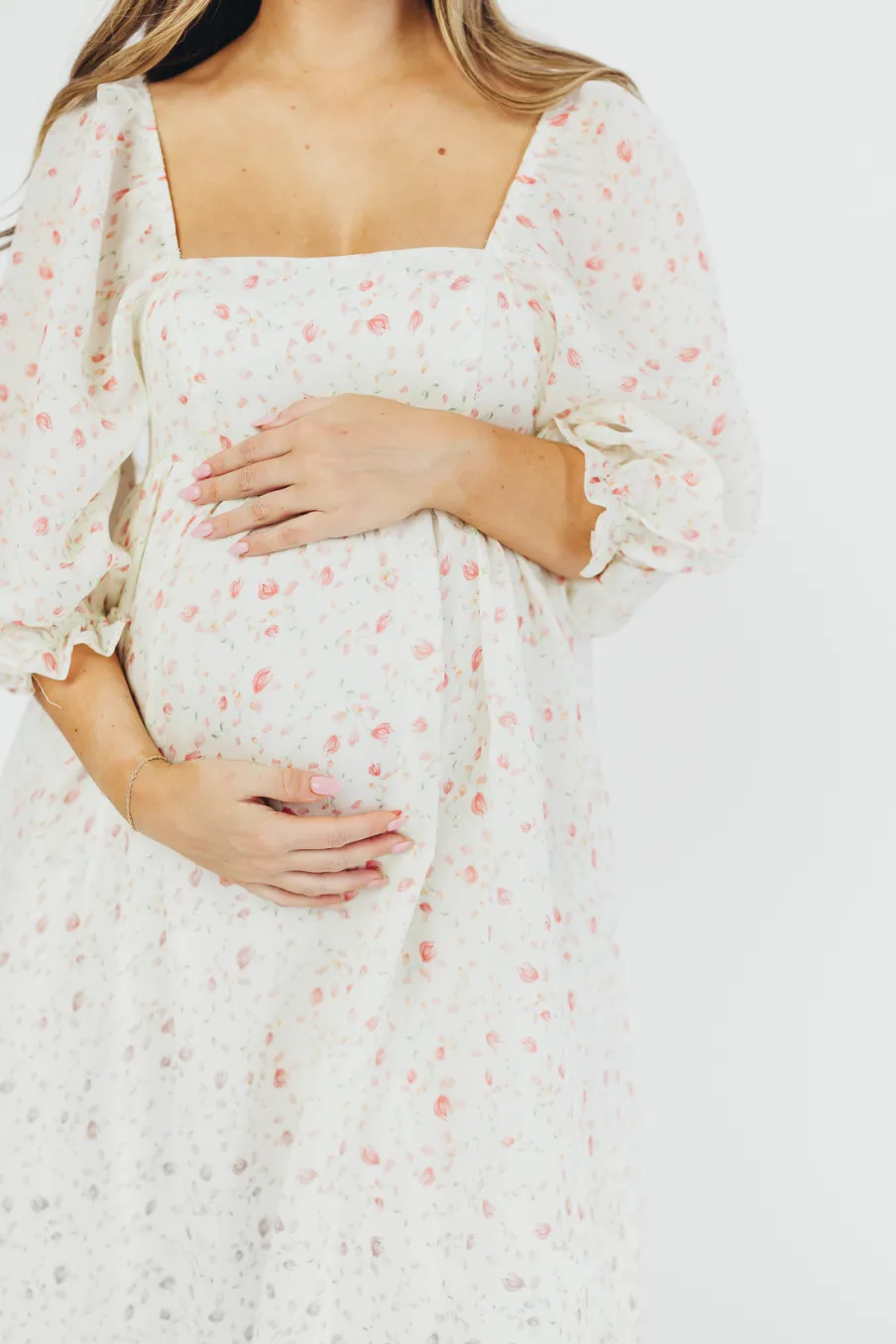 Fashion Worth Collective Mona Maxi Dress with Smocking in Ivory Floral - Bump Friendly & Inclus