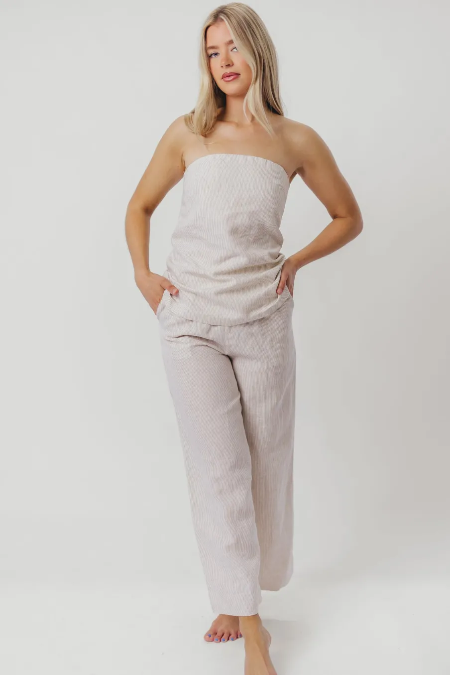 Outlet Worth Collective Myrna Linen Top in Khaki