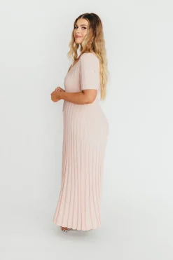 Fashion Worth Collective Oakley Ribbed Maxi Dress in Light Pink - Bump Friendly
