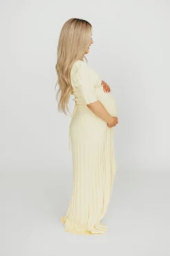 Discount Worth Collective Oakley Ribbed Maxi Dress in Light Yellow - Bump Friendly