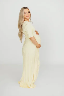 Discount Worth Collective Oakley Ribbed Maxi Dress in Light Yellow - Bump Friendly