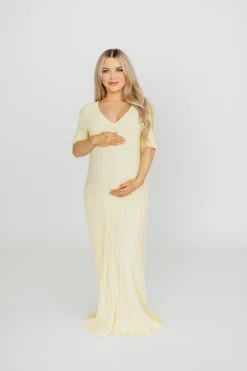Discount Worth Collective Oakley Ribbed Maxi Dress in Light Yellow - Bump Friendly