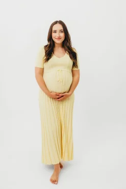 Discount Worth Collective Oakley Ribbed Maxi Dress in Light Yellow - Bump Friendly