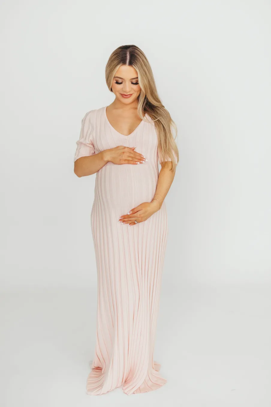 Fashion Worth Collective Oakley Ribbed Maxi Dress in Light Pink - Bump Friendly