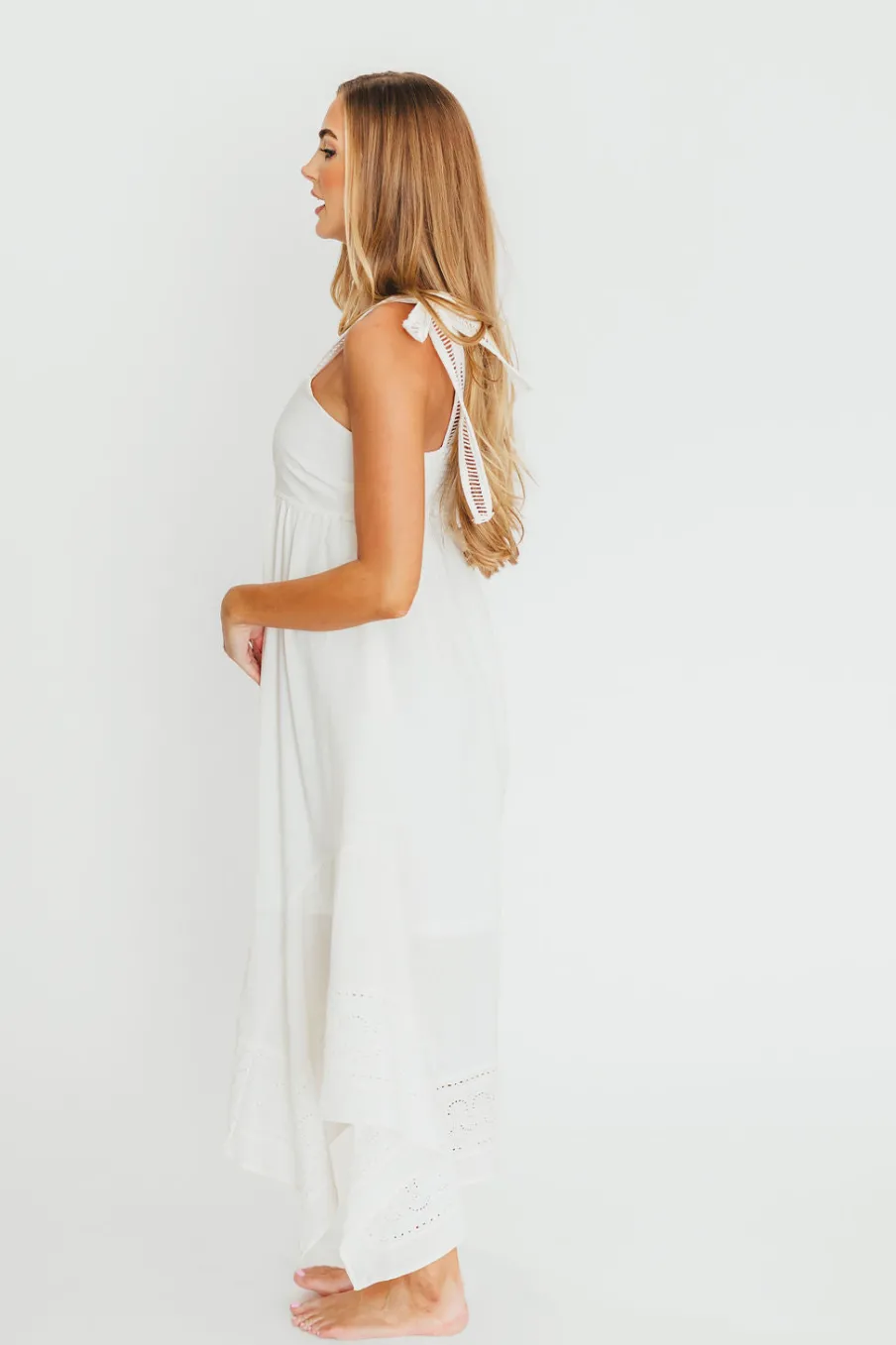 Best Worth Collective Palmer Asymmetrical Hem Midi Dress in White