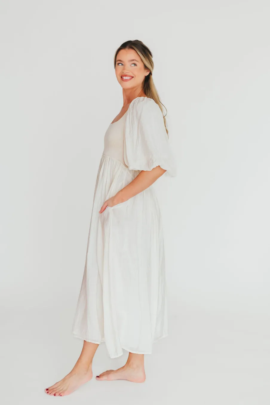 Best Worth Collective Raina Combination Midi Dress with Puff Sleeves in Natural - Bump Frien