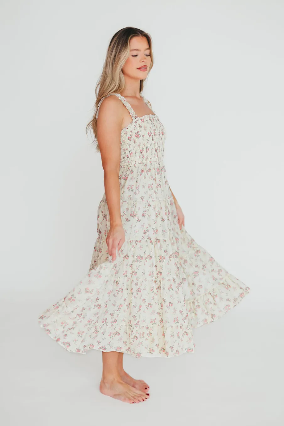 Outlet Worth Collective Ryan Ruffle Midi Dress with Embroidered Detail in Cream/Pink Floral