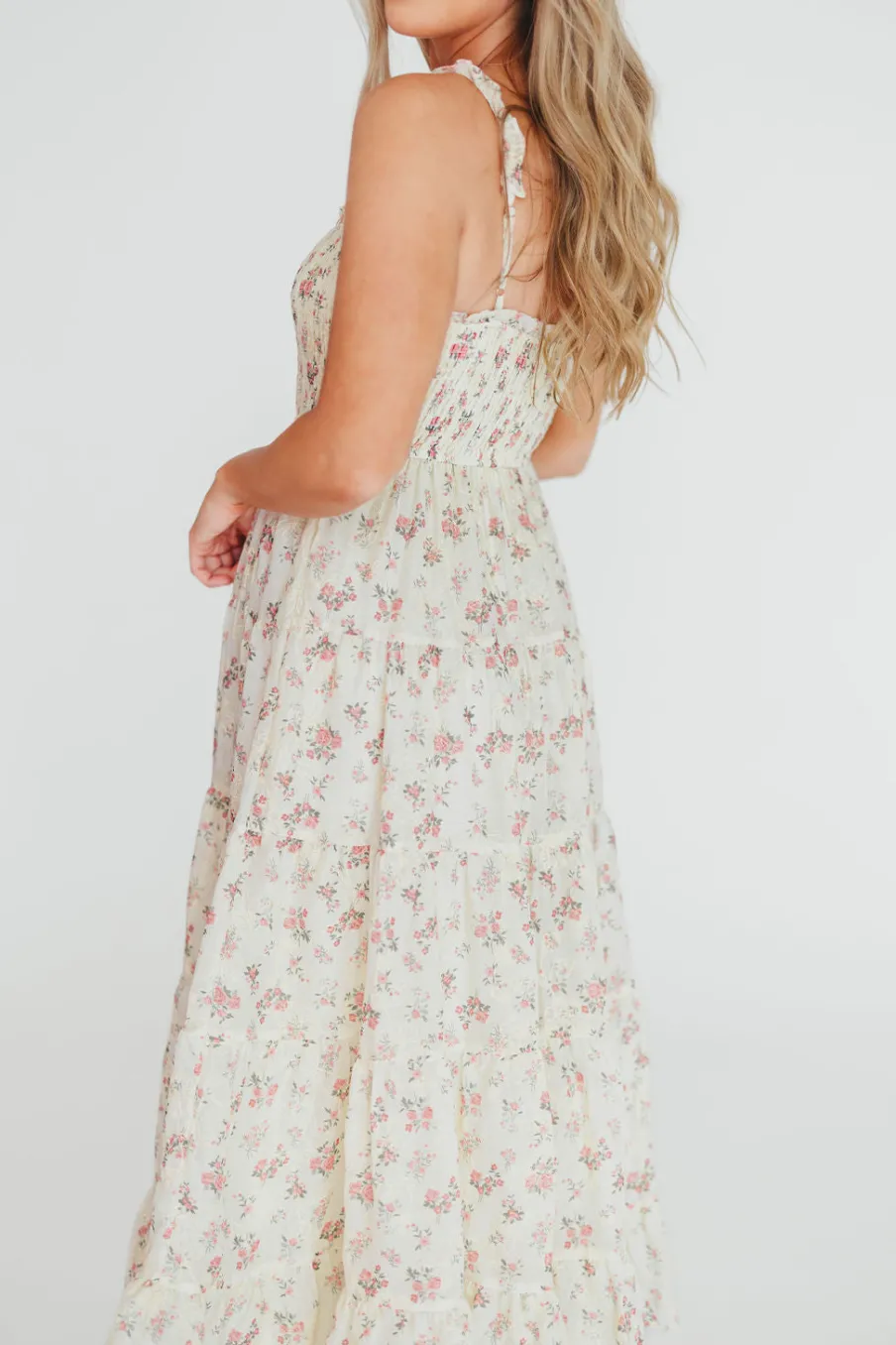 Outlet Worth Collective Ryan Ruffle Midi Dress with Embroidered Detail in Cream/Pink Floral