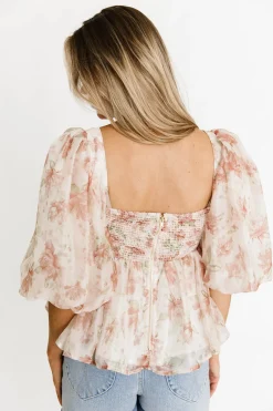 Outlet Worth Collective Saint Malo Floral Smocked Top in Peach