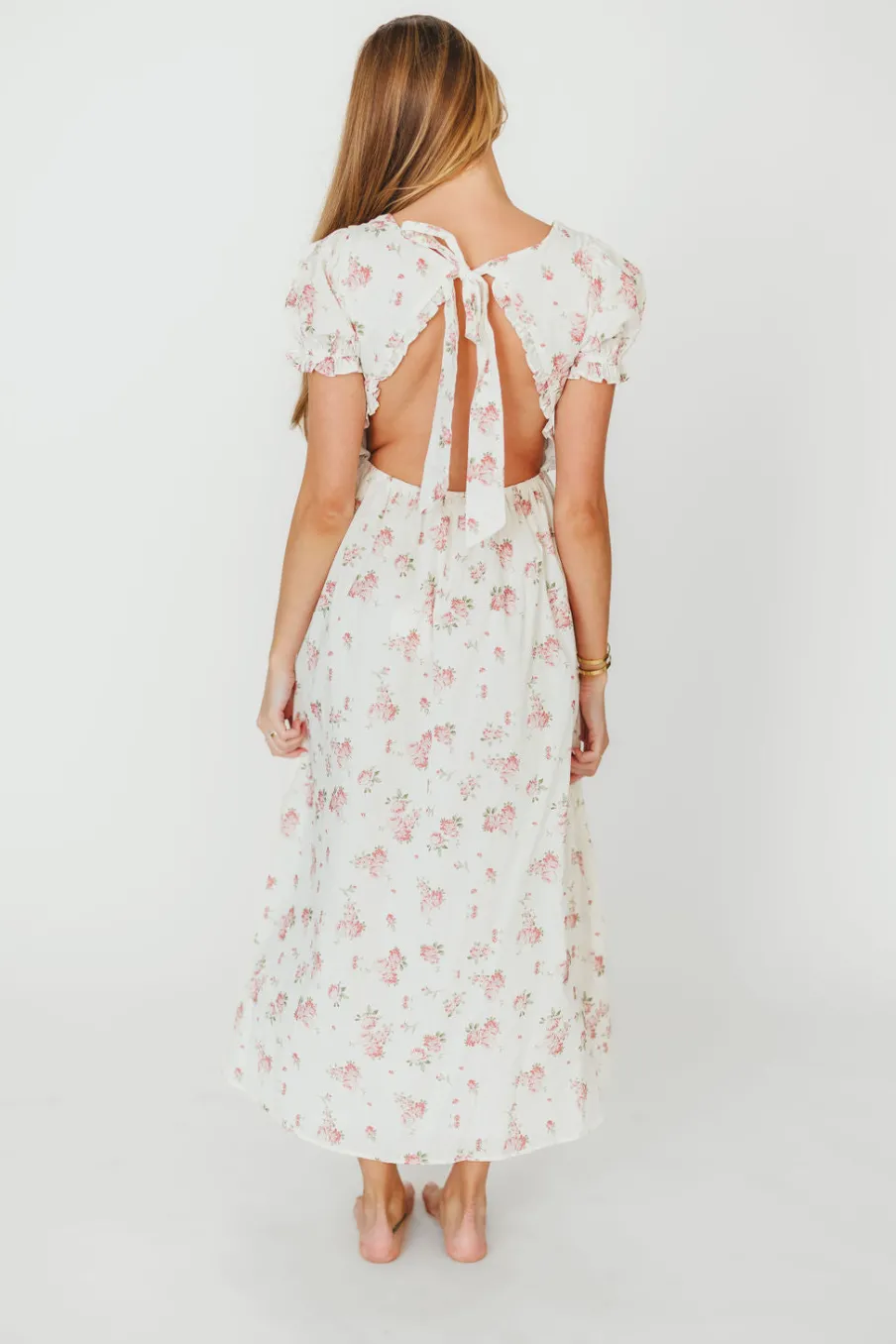 Discount Worth Collective Sophia Midi Dress in White/Pink Floral