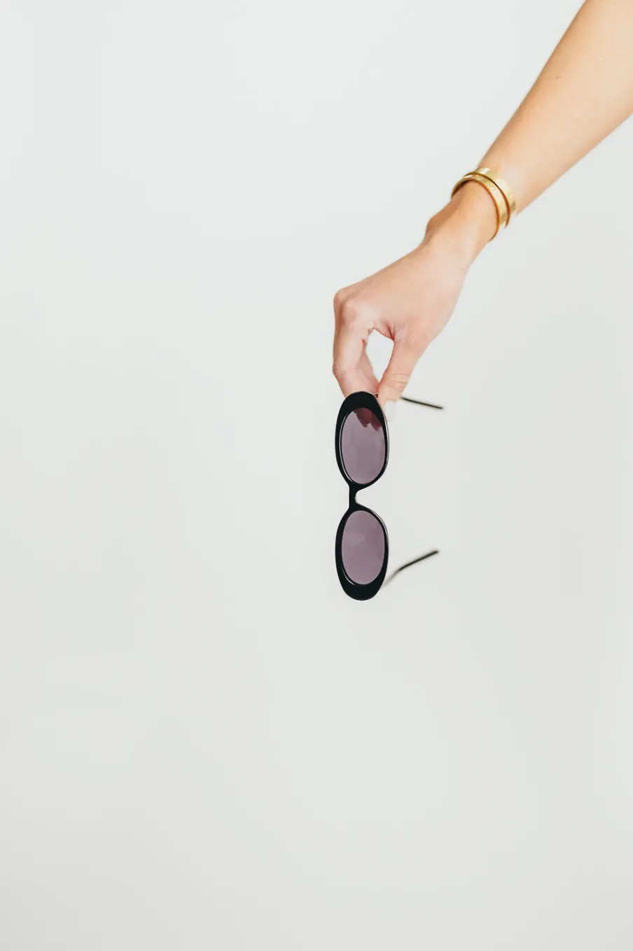 Best Worth Collective The Carter Sunglasses in Black