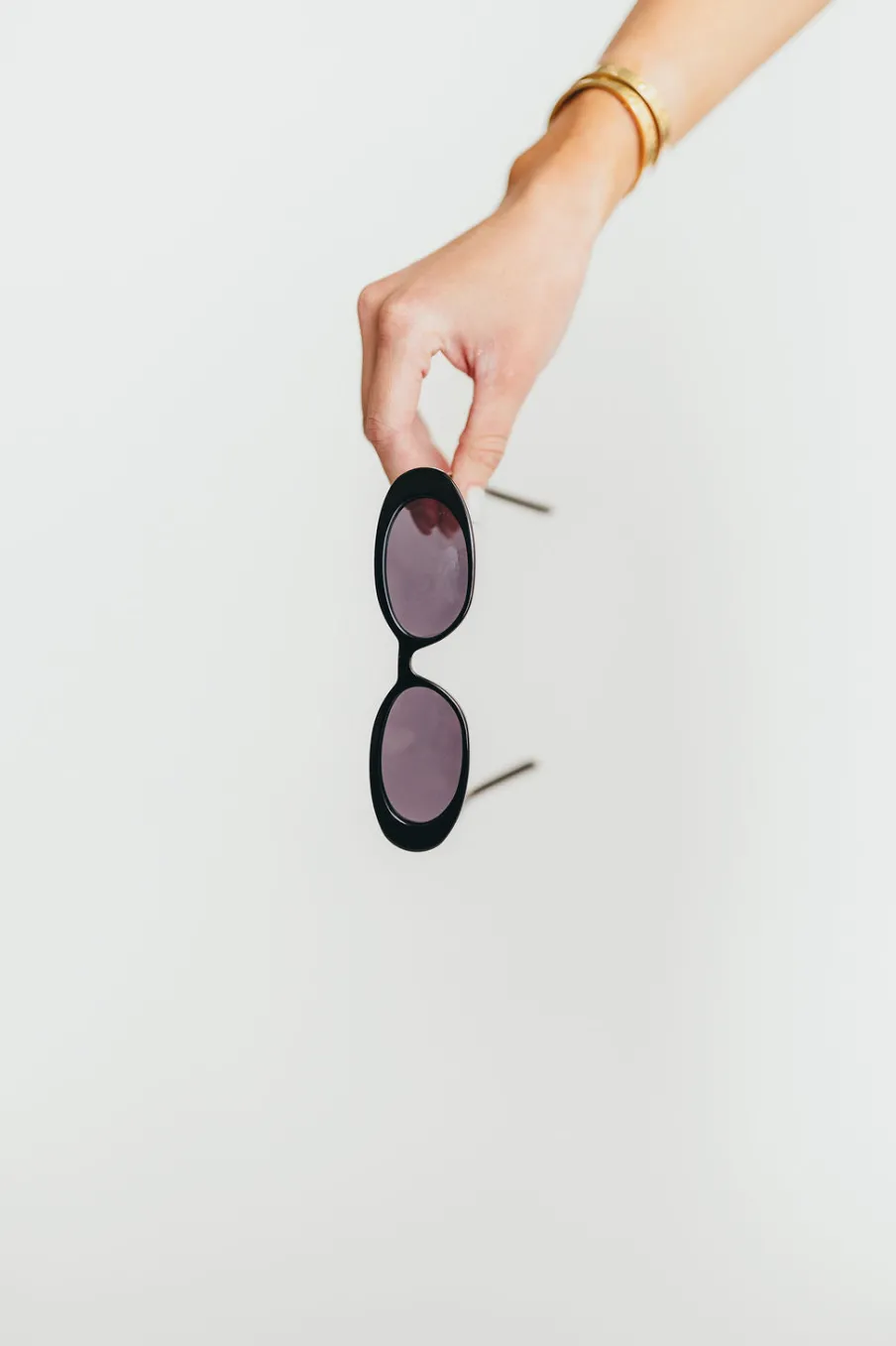 Best Worth Collective The Carter Sunglasses in Black