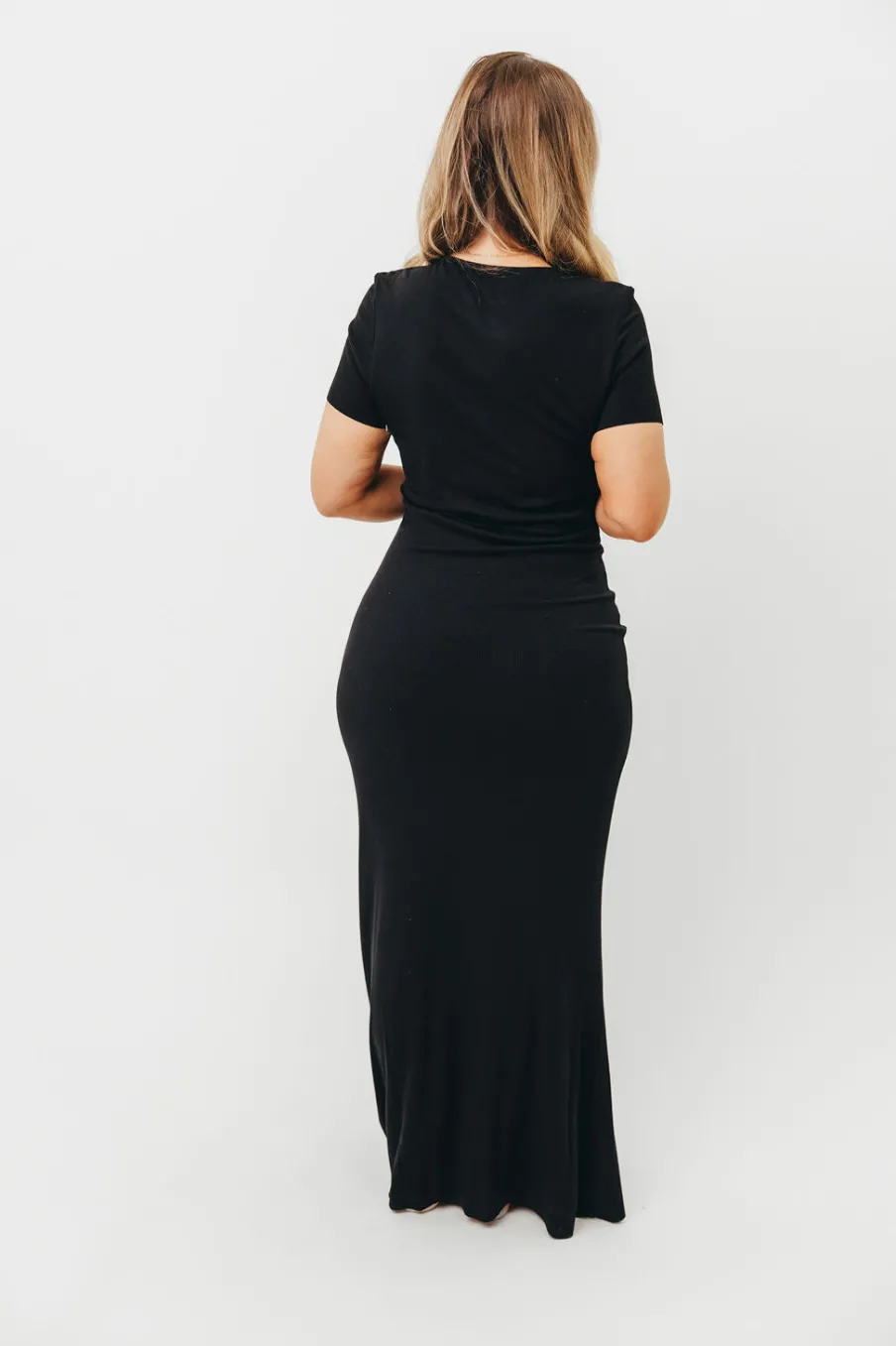 Outlet Worth Collective The Charlie Ribbed Maxi Dress in Black