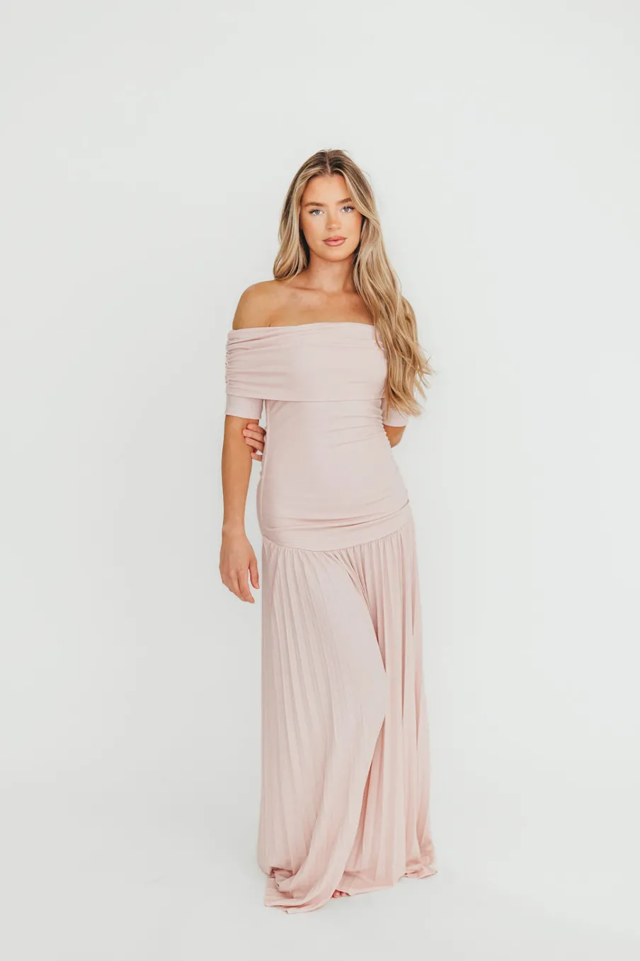 Online Worth Collective The Lennox Maxi Dress in Dusty Pink