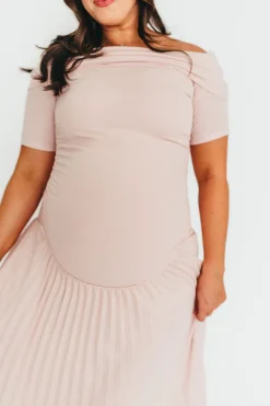 Online Worth Collective The Lennox Maxi Dress in Dusty Pink