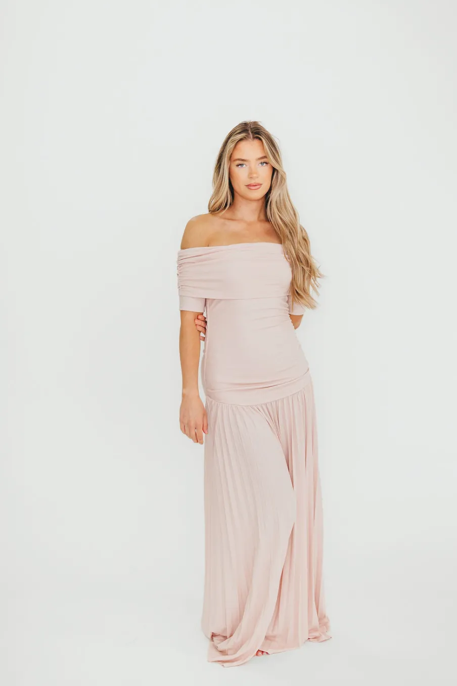 Online Worth Collective The Lennox Maxi Dress in Dusty Pink