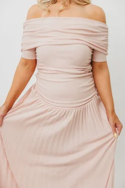 Online Worth Collective The Lennox Maxi Dress in Dusty Pink