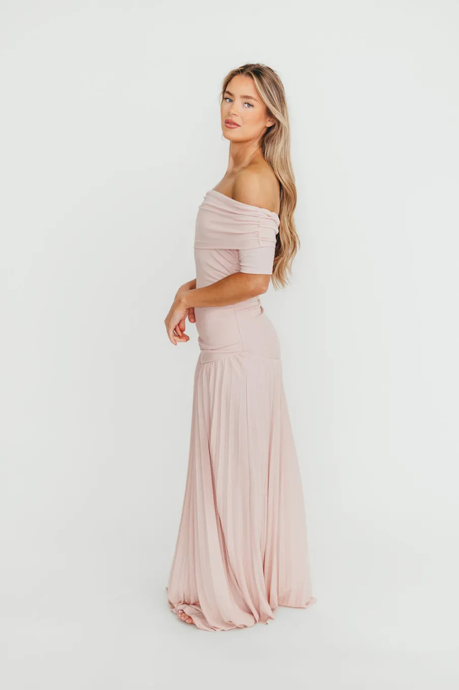Online Worth Collective The Lennox Maxi Dress in Dusty Pink