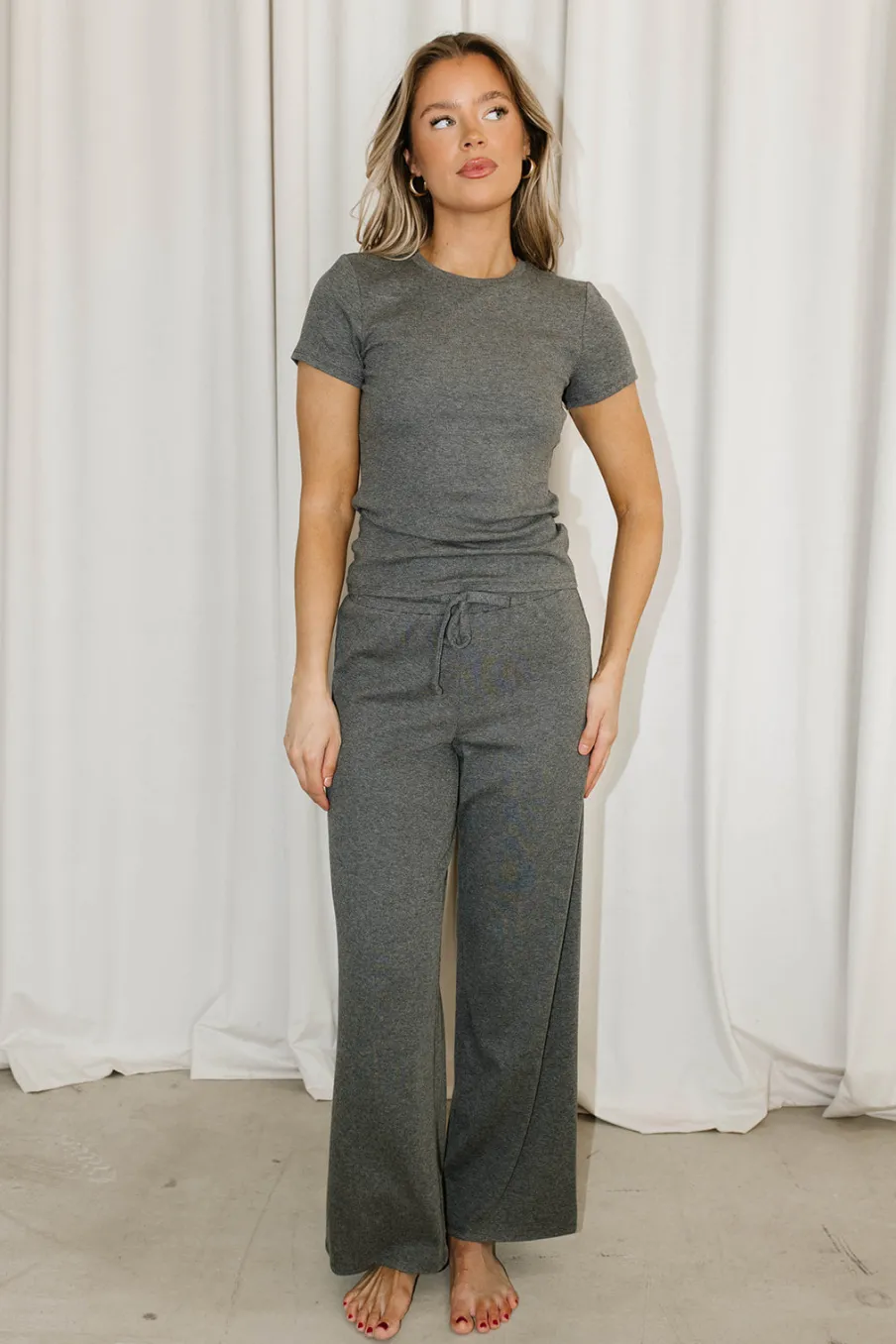 Outlet Worth Collective The Muse Knit Ribbed Short Sleeve Top & Pants Set in Charcoal