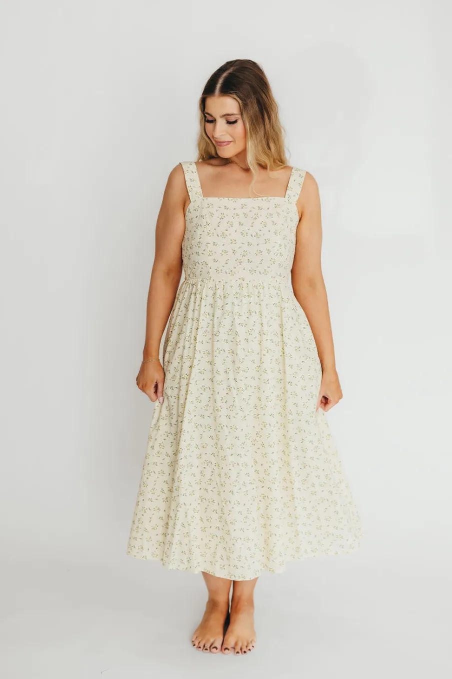 Best Worth Collective Tinsley 100% Cotton Midi Dress in Cream Floral