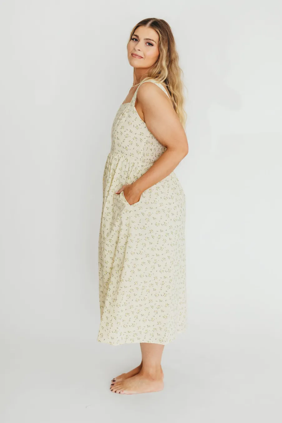 Best Worth Collective Tinsley 100% Cotton Midi Dress in Cream Floral