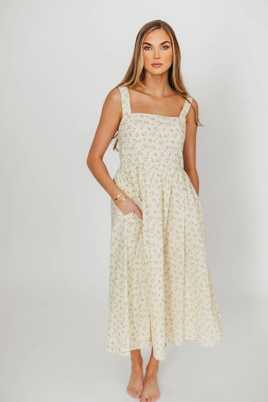 Best Worth Collective Tinsley 100% Cotton Midi Dress in Cream Floral