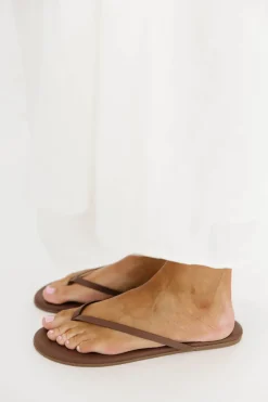 Best Worth Collective TKEES Foundations Matte Flip Flop Sandal in Cappuccino