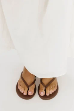 Best Worth Collective TKEES Foundations Matte Flip Flop Sandal in Cappuccino