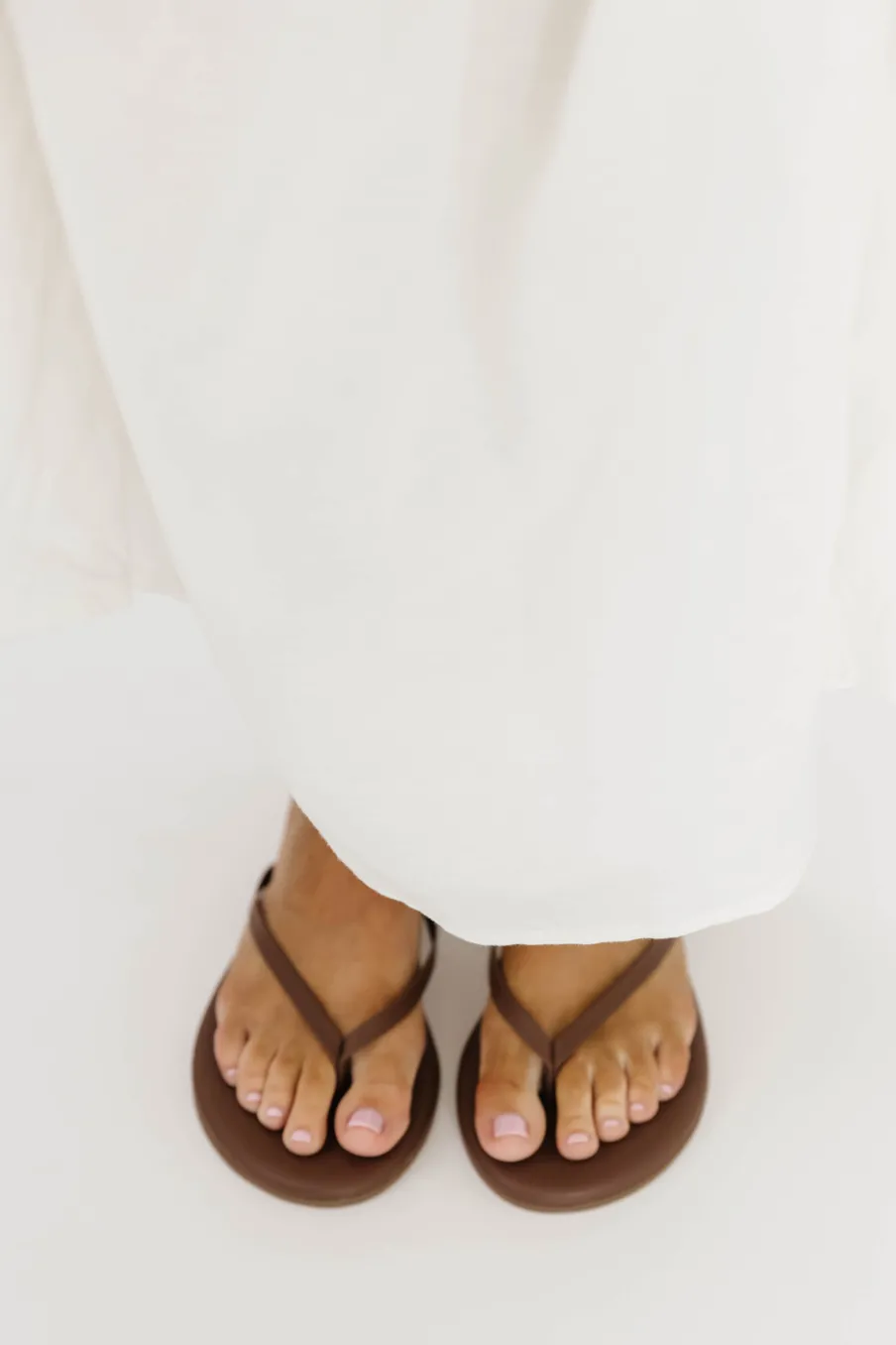 Best Worth Collective TKEES Foundations Matte Flip Flop Sandal in Cappuccino